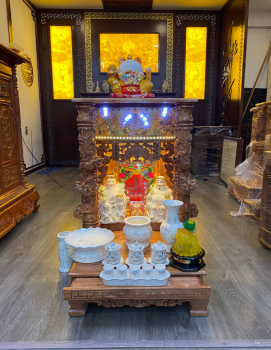 Lưu ý khi chọn tượng Thần Tài cho bàn thờ